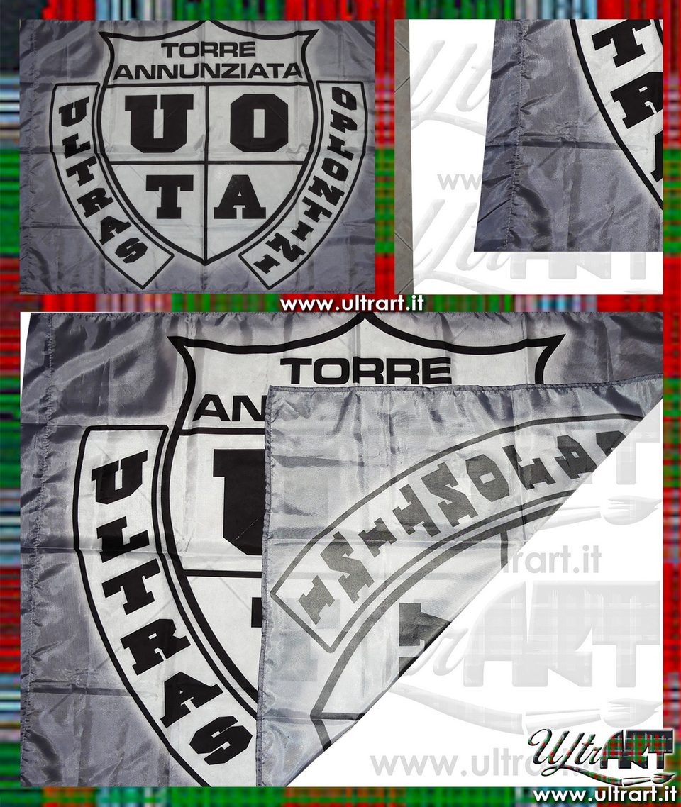 Bandiere bianche e nere Torre Annunziata Ultras stese in laboratorio