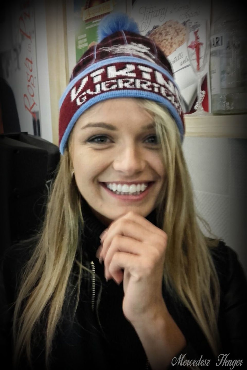 Cappello in lana Viking Guerrieri indossato, ricamo su fascia frontale